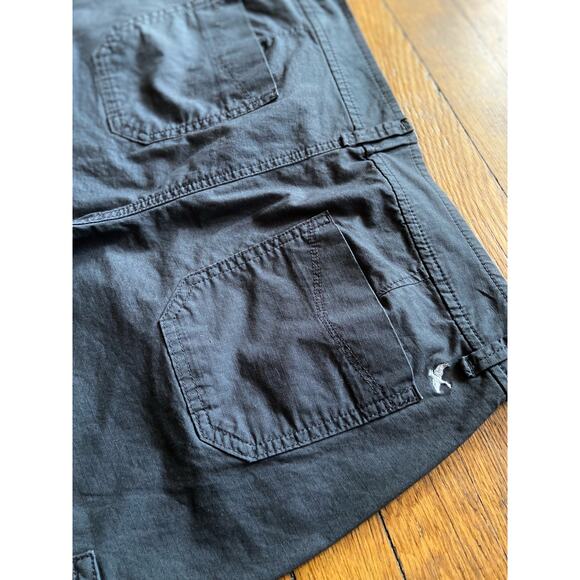 EDDIE BAUER Gray Slightly Curvy Crop Cargo Pants Women sz 10 - Picture 9 of 15